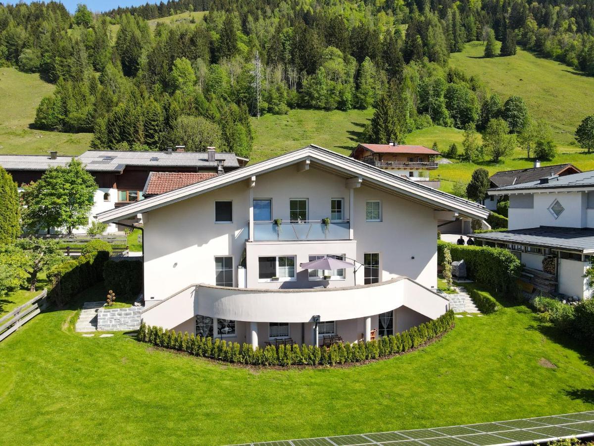 Panorama Apartments Bruck By All In One Apartments บรุค อันแดร์ โกรสส์กลอคเนอร์ชตราสเซอ ภายนอก รูปภาพ