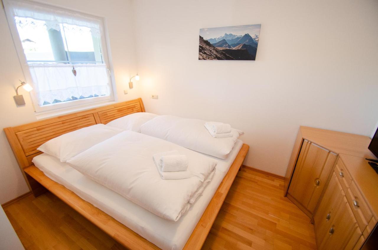 Panorama Apartments Bruck By All In One Apartments บรุค อันแดร์ โกรสส์กลอคเนอร์ชตราสเซอ ภายนอก รูปภาพ